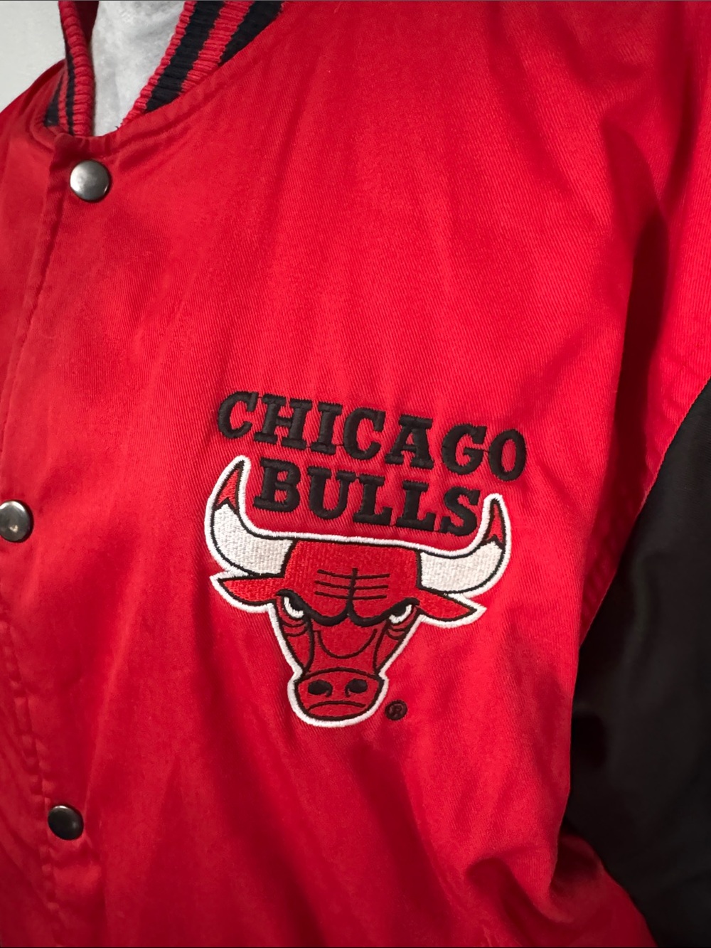 Chicago Bulls Red and Black Varsity Bomber Jacket - Picture 2 of 12